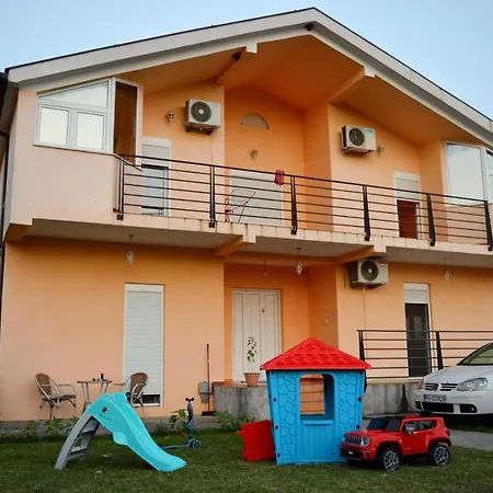 Guest house House Of Peace *